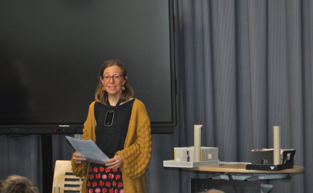 Rede von Pfarrerin Katrin Wüst: Foto: TR